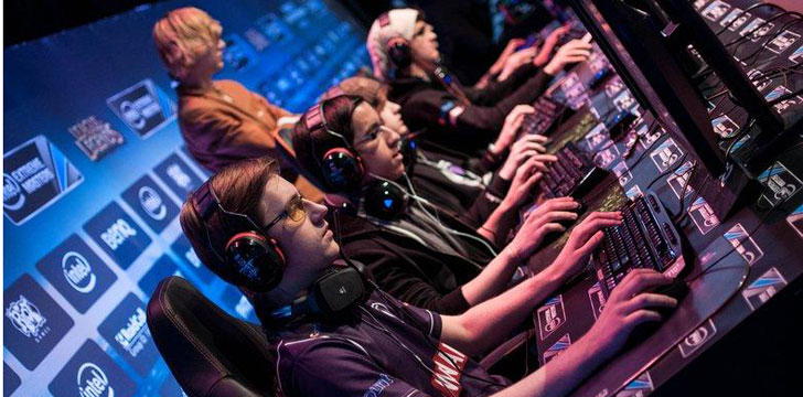 eスポーツの写真 (1)